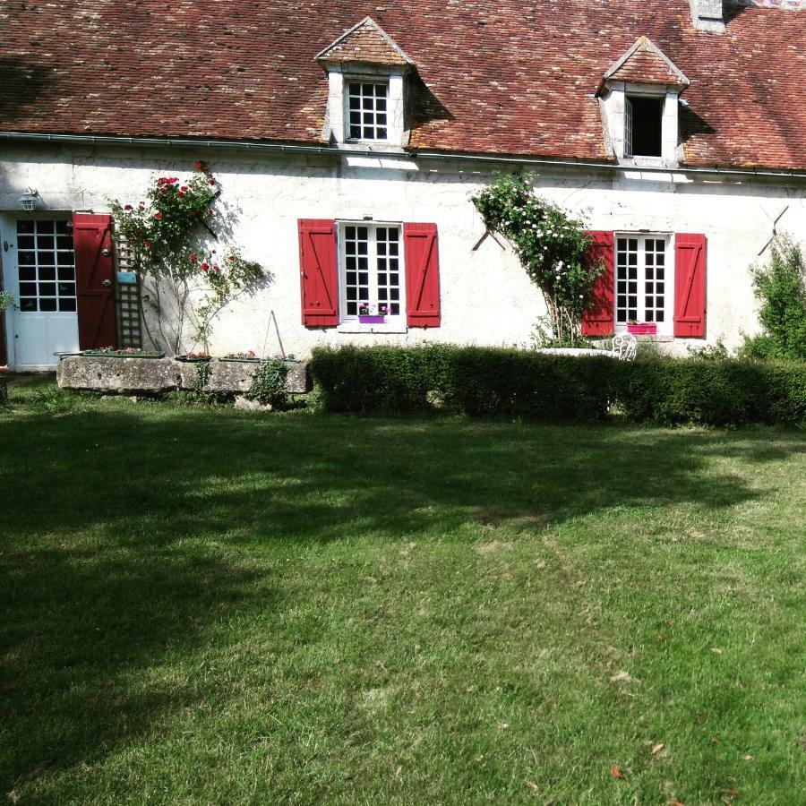 Le Vol Du Papillon Otel Treigny Dış mekan fotoğraf